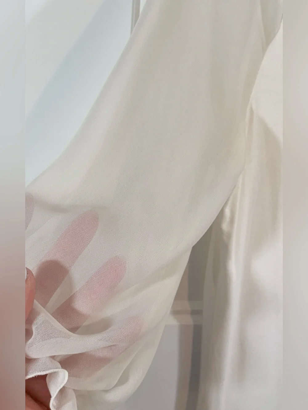 August Silk - Picture 8 of 8